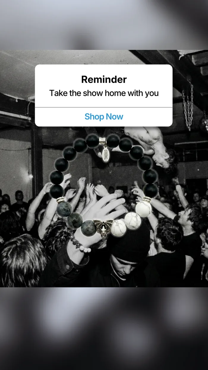 Strüng bracelet ad over a concert crowd photo, “Take the show home with you”